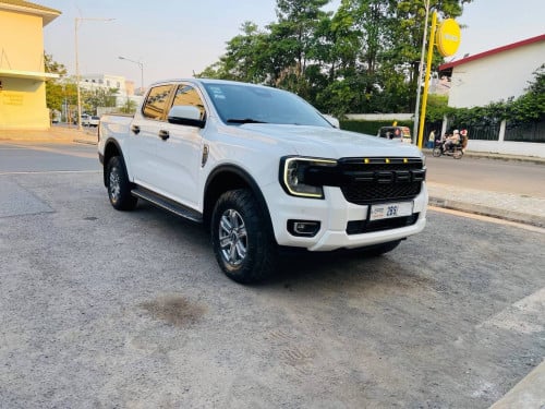 Ford Ranger XLT 2023 Bi Turbo អត់បាញ់