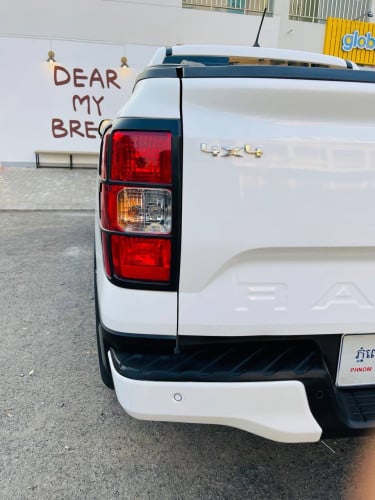 Ford Ranger XLT 2023 Bi Turbo អត់បាញ់