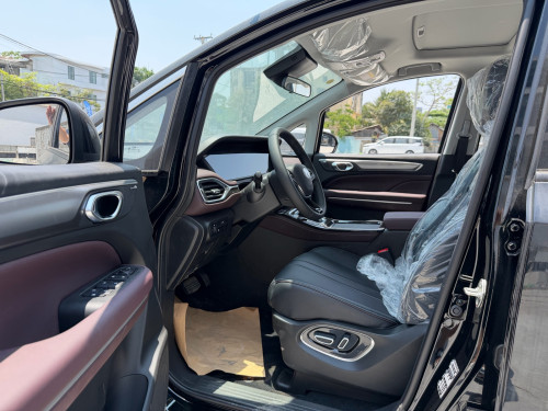 GAC M6 1.5T seven seats