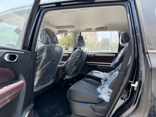 GAC M6 1.5T seven seats