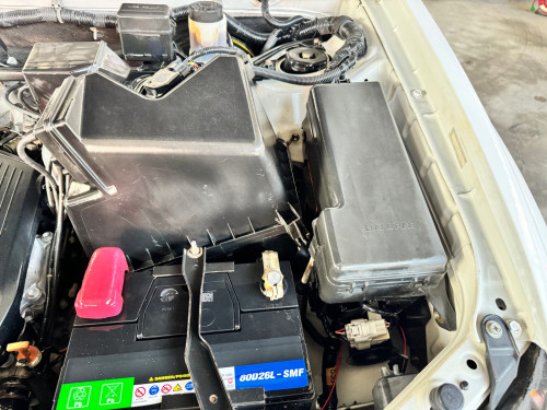 Highlander 01 limited Full option គ្រឿងក្នុងពណ៌លឿង​ ពោងសុវត្ថិភាព​4 ពូកស្បែកស្រុីន​ ថ្មីណាស់​