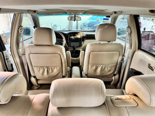 Highlander 01 limited Full option គ្រឿងក្នុងពណ៌លឿង​ ពោងសុវត្ថិភាព​4 ពូកស្បែកស្រុីន​ ថ្មីណាស់​