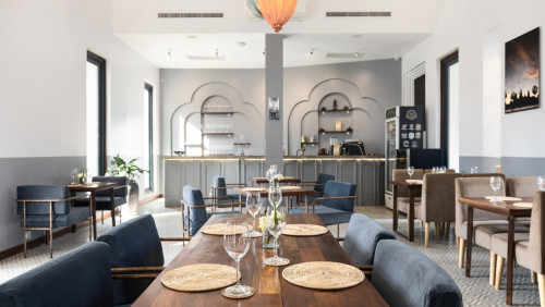 HOTEL & RESTAURANT FOR FREE – SIEM REAP – 15 ROOMS – $15K DEPOSIT