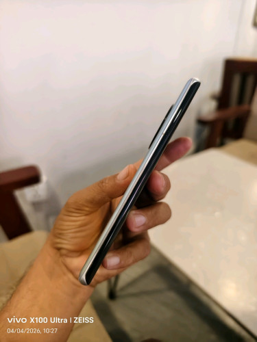 Huawei Mate 40 Pro 8g/256g_CH(វៃដូរបាន)👉$175