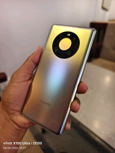 Huawei Mate 40 Pro 8g/256g_CH(វៃដូរបាន)👉$175