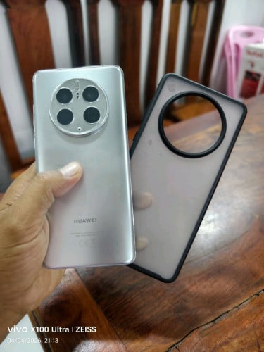 Huawei P50 Pro 8g/256g_Global(វៃដូរបាន)👉$145