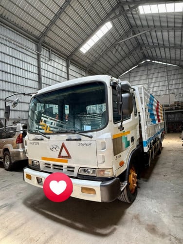 Hyundai 5តោន​