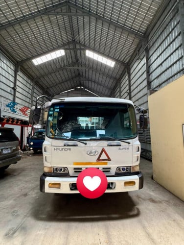 Hyundai 5តោន​