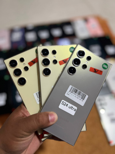 iPhone & Samsung មួយតឹកស្រុកគេដូចថ្មី ច្រើនម៉ូដែល ធានាគុណភាព & តម្លៃល្អ
