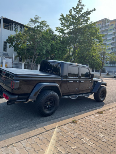 Jeep gladiator rubicon