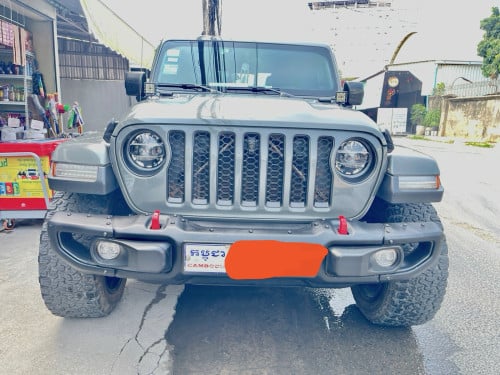 Jeep gladiator rubicon pickup 2021 ជាប្រភេទឡានស្អាត  នាំចូលដោយក្រុមហ៊ុន