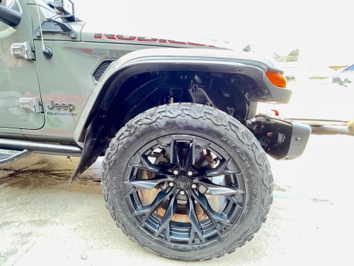 Jeep gladiator rubicon pickup 2021 ជាប្រភេទឡានស្អាត  នាំចូលដោយក្រុមហ៊ុន
