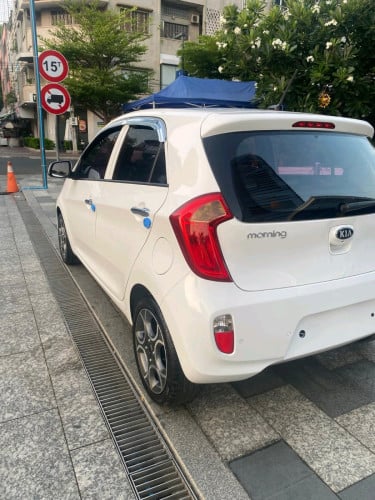 Kia morning ឆ្នាំ2013 smart key