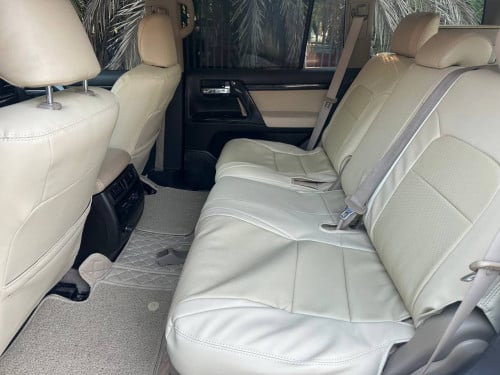 Land Cruiser 09 up 021