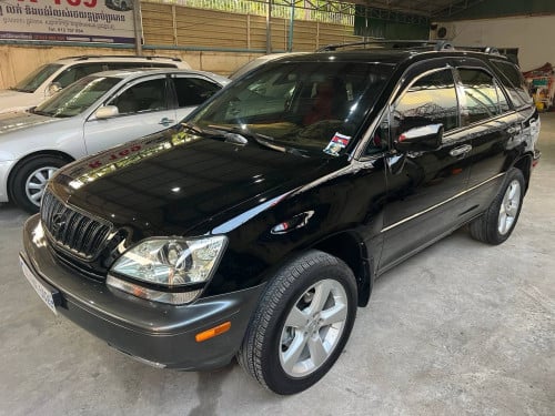 Lexus 2001