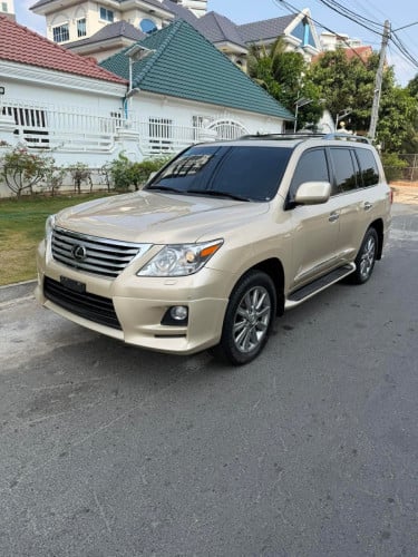 Lexus 570 Full option