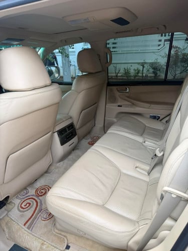 Lexus 570 Full option
