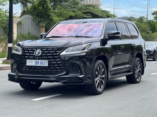 Lexus LX570 011 ឡើង021 Kuro