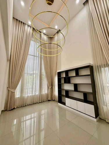 Luxury Villa Chip Mong Land 271