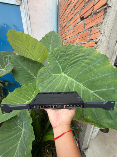 Mikrotik RB5009UG+S+IN & RB4011iGS+RM second hand for sell