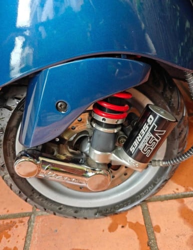 Rare -  Vespa LX 150 (ម៉ូតូប្រភេទកម្រមាន)
