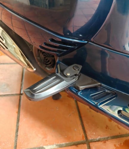Rare -  Vespa LX 150 (ម៉ូតូប្រភេទកម្រមាន)