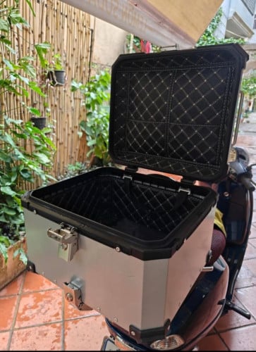 Rare -  Vespa LX 150 (ម៉ូតូប្រភេទកម្រមាន)