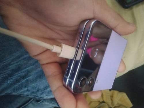 Samsung Z Flip4