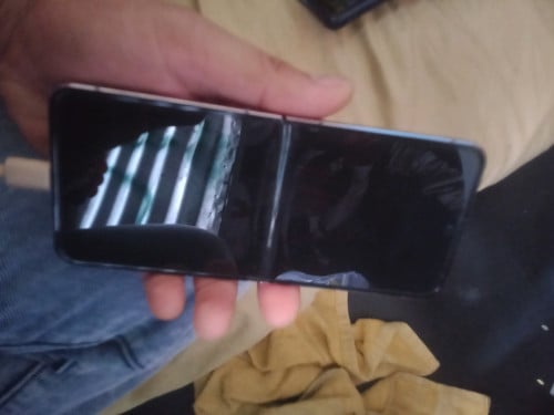 Samsung Z Flip4