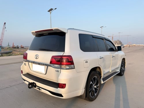 Toyota Land Cruiser 2017