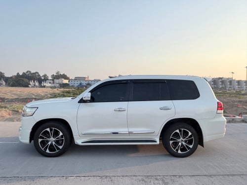 Toyota Land Cruiser 2017