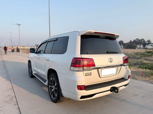 Toyota Land Cruiser 2017