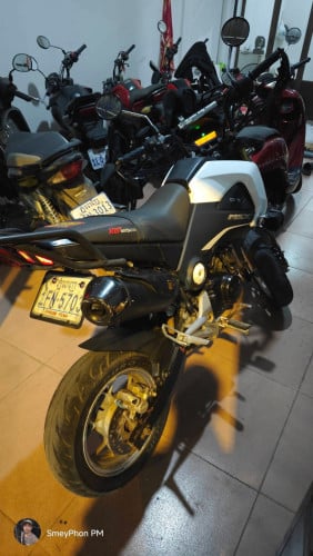 លក់បន្ទាន់