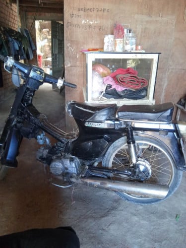 ម៉ូតូលក់
