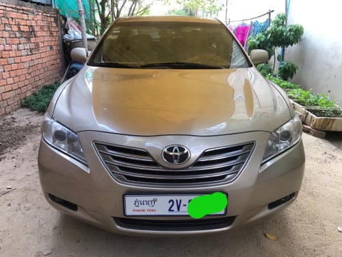 ឡានលក់Camry XLE ( ម្ជាស់ជ្ទាល់ )ឡានស្អាត អត់ប៉ះបុក សំលេងស្ងាត់ល្អ