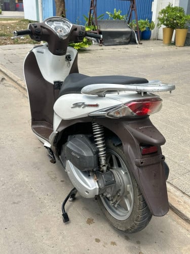 ម៉ូតូ​លក់​ Honda Sh 125cc 2016 ផែនសានុំលាងទឹកជិះ