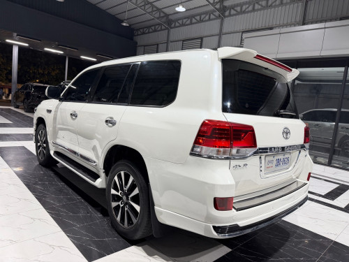 លក់​ Land Cruiser 08 full option V6 សាំង​ ឡេីងក្រៅក្នុងរួច​