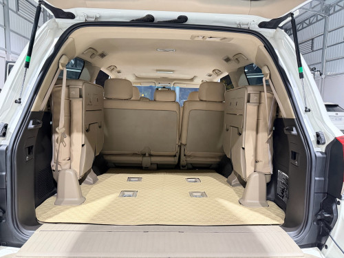 លក់​ Land Cruiser 08 full option V6 សាំង​ ឡេីងក្រៅក្នុងរួច​