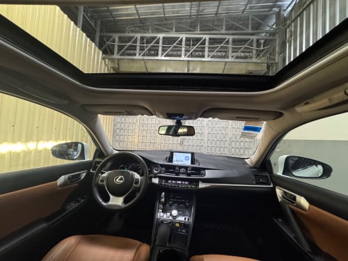 雷克萨斯-Lexus CT200H Full option