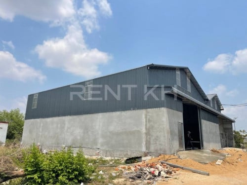 ឃ្លាំងសំរាប់ជួលនៅចំការដូង / Warehouse for Rent at Chamkar Duong