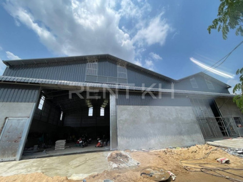 ឃ្លាំងសំរាប់ជួលនៅចំការដូង / Warehouse for Rent at Chamkar Duong