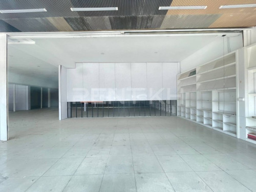 ឃ្លាំងសំរាប់ជួលនៅសែនសុខ / Warehouse for Rent at Khan Sen Sok