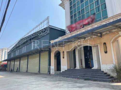 ឃ្លាំងសំរាប់ជួលនៅសែនសុខ ផ្លូវ ហាណូយ / Warehouse for Rent in Khan Sen SoK, 1019 St