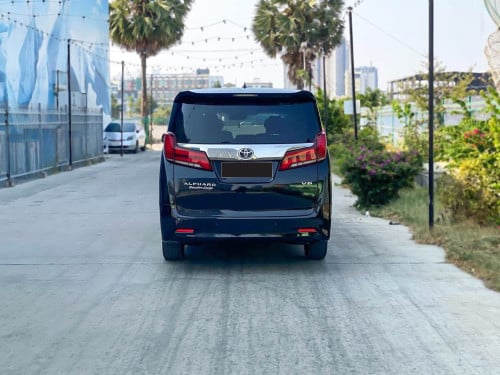 2018 Toyota Alphard 3.5 V6