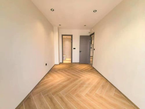 3 Bedrooms 3 Baths Resale Unit in BKK1