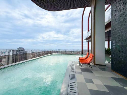 3 Bedrooms 3 Baths Resale Unit in BKK1