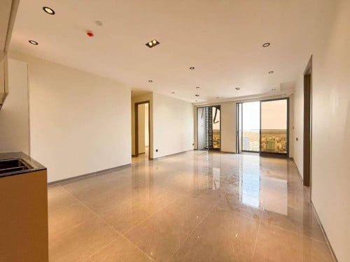 3 Bedrooms 3 Baths Resale Unit in BKK1