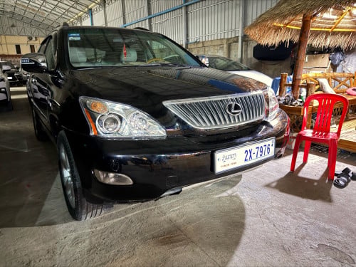 330.2004 ប៉ុង​1​ ពណ៌​ខ្មៅរលោង​ ម្ចាស់ដេីម​​