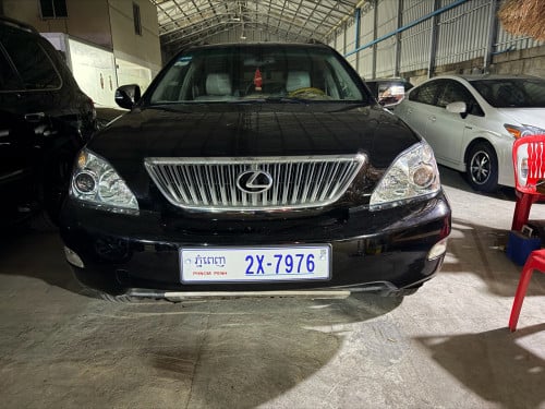 330.2004 ប៉ុង​1​ ពណ៌​ខ្មៅរលោង​ ម្ចាស់ដេីម​​