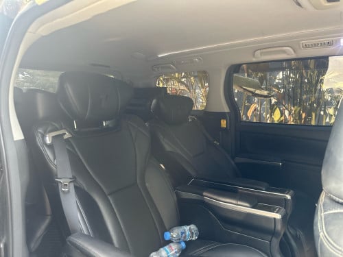 Alphard 2010 Auto3 ម្ចាស់ទី1 កៅអីចុច កៅអីម៉ាស្សារ